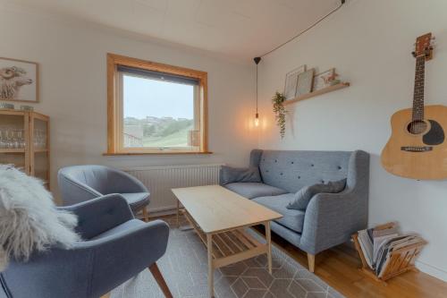Unique Location - Bodanes - Hoydalar - 6 BR Villa, Tórshavn (photo 6)