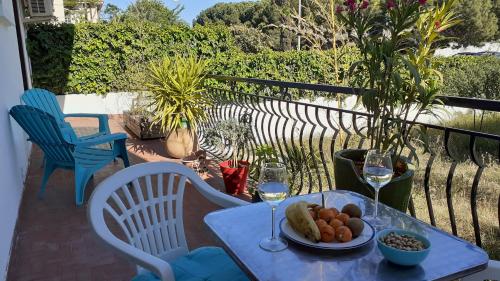 Vrt, Bel appartement avec grande terrasse ensoleillée et jardin (Bel appartement avec grande terrasse ensoleillee et jardin) in Clos Banet