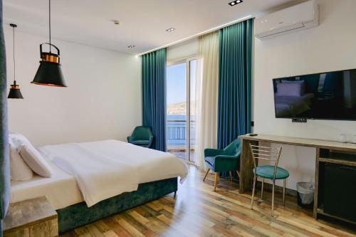 Asi Rooftop Hotel - image 12