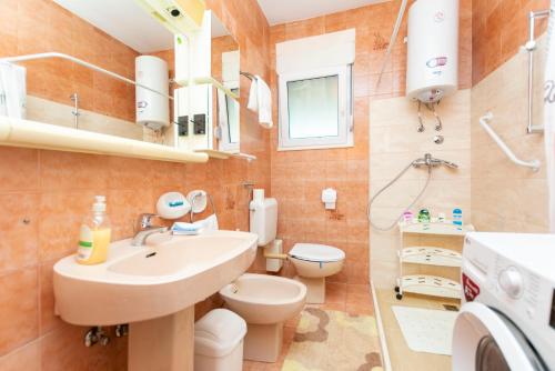 Two-Bedroom Apartment image 2