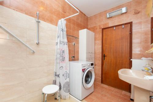 Two-Bedroom Apartment image 1