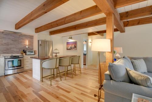 Private Hot Tub & Deck: North Conway Retreat in Hales Location (NH)