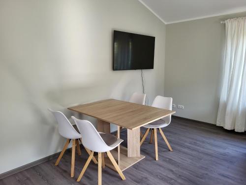 Ferienwohnung Bad Doberan - mit Garten und Terrasse - 2023 neu renoviert in Bad Doberan, Deutschland