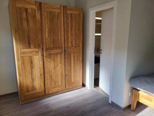 Ferienwohnung Bad Doberan - mit Garten und Terrasse - 2023 neu renoviert in Bad Doberan, Deutschland