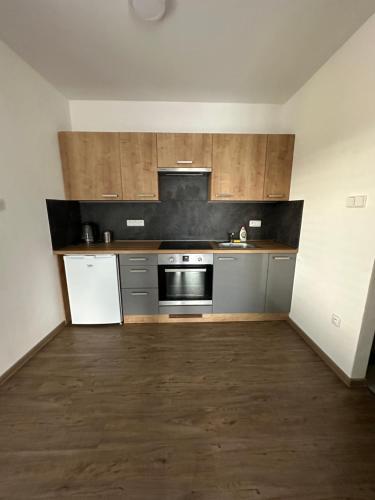 ห้องครัว, Restaurace - penzion Bavorsky dvur in เซเซมิช