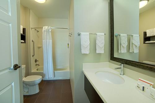 Two-Bedroom Suite - Disability Access