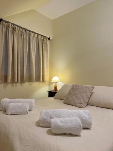 One-Bedroom Apartment image 1
