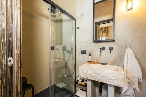 Via Roma Charming Rooms 3