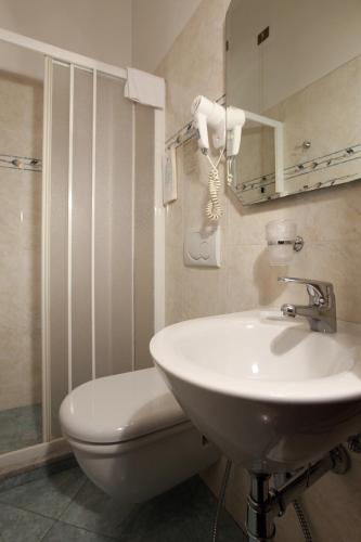 Hotel Bologna – Florence, IA