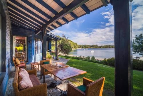 Balcony/terrace, Las Balsas Hotel in Villa la Angostura