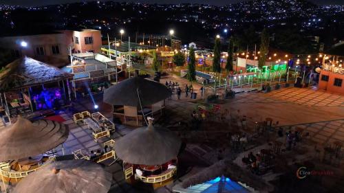 Omgivelser, Triple Hill Hotel in Mallam