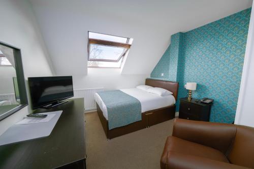 Double room, small