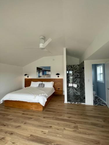 Hero Beach Club - image 8
