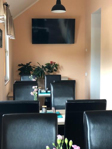 ทัศนียภาพภายนอกโรงแรม, Restaurace - penzion Bavorsky dvur in เซเซมิช