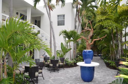Garden, The Drift Hotel near The Gallery at Beach Place
