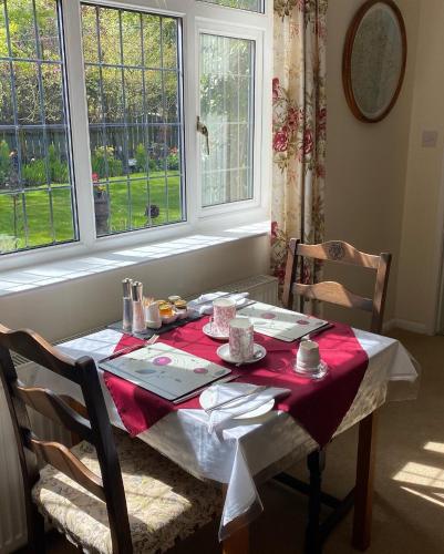 Grove House Bed & Breakfast - image 11