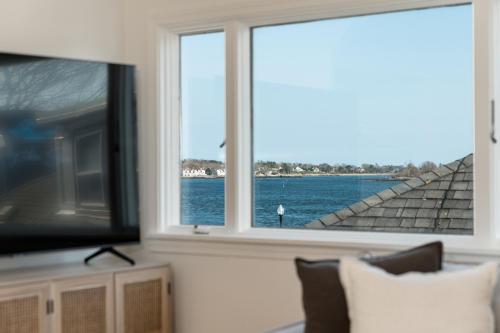 CbytheSea - Ocean View Penthouse in Gloucester, USA