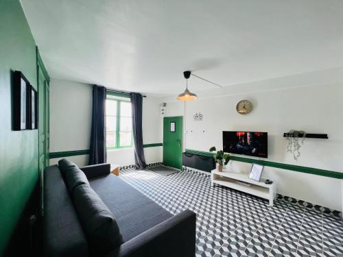 DnN - Retro 1BR, center Thiers - near Vichy, Clermont, Lyon - Netflix, wifi, parking