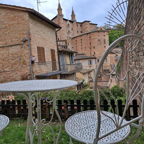 Casa la Piazzetta Rinascimentale in Urbino City Center