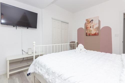 Home Midtown Miami - Wynwood area with backyard - Art District near to Beach in Miami, USA