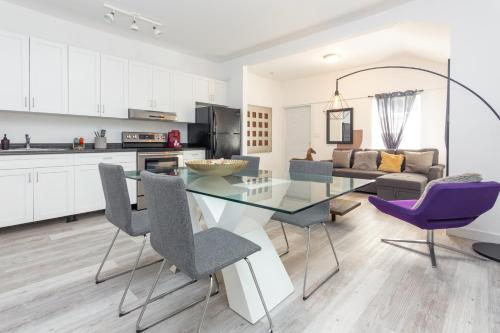 Home Midtown Miami - Wynwood area with backyard - Art District near to Beach in Miami, USA