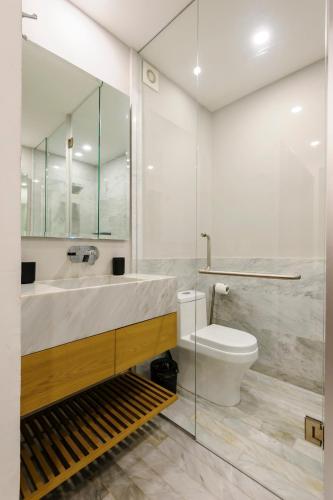 Harmonious 3BR with Private Terrace in Polanco image 5