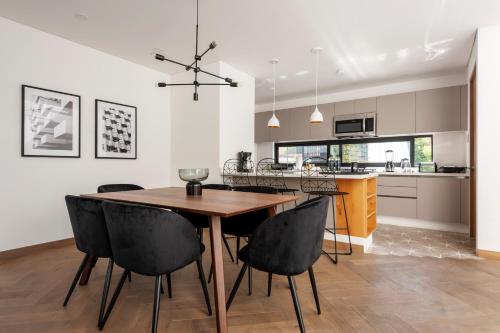 Urban 3BR Duplex with terrace in Polanco image 8