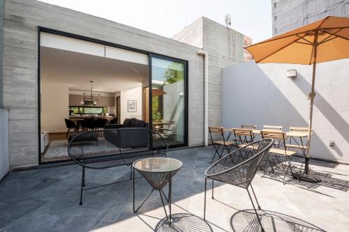 Urban 3BR Duplex with terrace in Polanco image 2