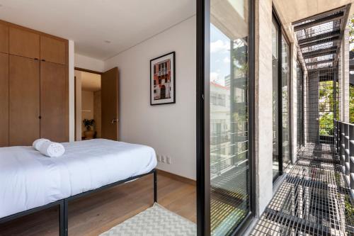 Inspiring 3BR Duplex with Terrace in Polanco image 2