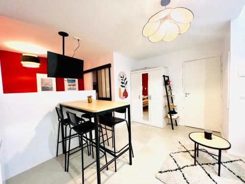 FORUM JULII - Centre historique - Suite tout confort - Wifi in Frejus városközpont