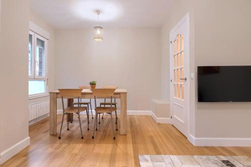 Vivienda turística reformada en zona residencial con garaje y wifi, Bilbao (Foto 4)