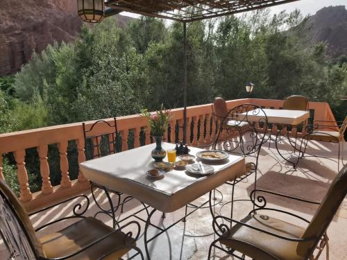kasbah Ait arbi in Agouti