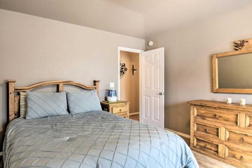 Cozy Ruidoso Home with Deck Near Grindstone Lake - image 6