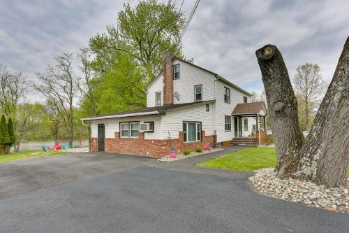 Waterfront Wallkill Duplex Home w/ Fire Pits! in Gardiner (NY)
