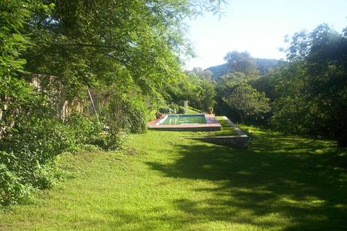 Skats, casa en las sierras piscina y rio cerca in Unquillo