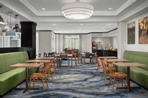 บริการและสิ่งอำนวยความสะดวก, Fairfield by Marriott Inn & Suites Tacoma Puyallup in ปูยาร์รัป (WA)