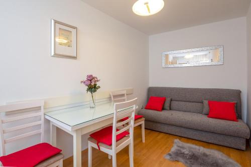 Apartments with WiFi Split - 7596 - image 6