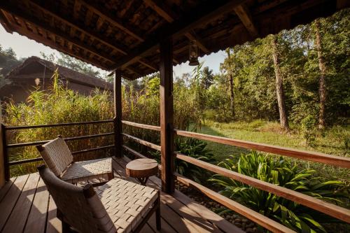 المرافق, Tiger Tops Karnali Lodge in Thakudwara