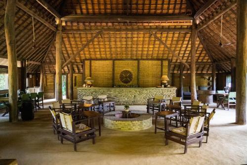 المرافق, Tiger Tops Karnali Lodge in Thakudwara