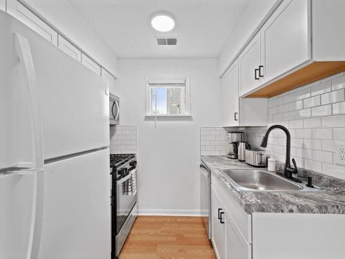 Bright, Quiet and Modern 1Bdr Apartment in Millvale, Lawrenceville