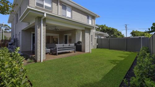 Instalaciones, Ocean Breeze - Umina Beach in Umina Beach