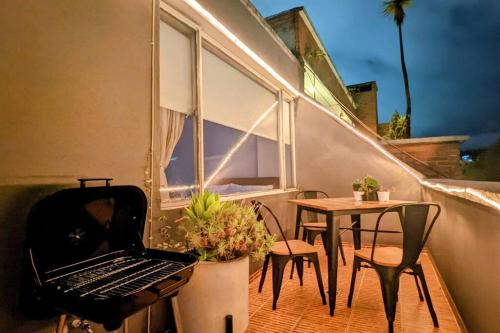 Hermoso apto con chimenea y terraza. Chico Norte!