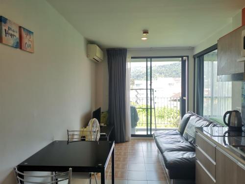 5 Floor - Centrio Condominium in Phuket Town - 30 mins to beaches, Phuket