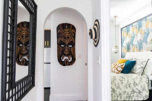 Noir-Luxe In Port Douglas, newly renovated May 2023