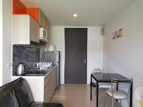 5 Floor - Centrio Condominium in Phuket Town - 30 mins to beaches, Phuket (Foto 3)