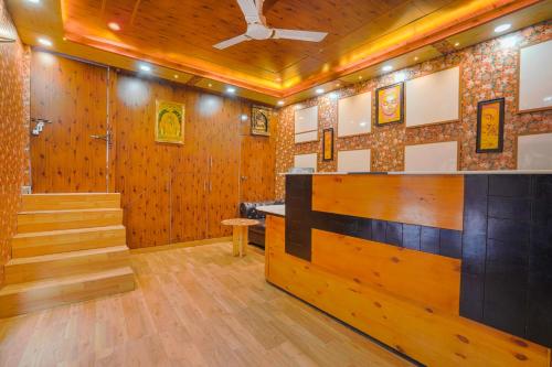 Wow Homestay I Kasauli - image 5