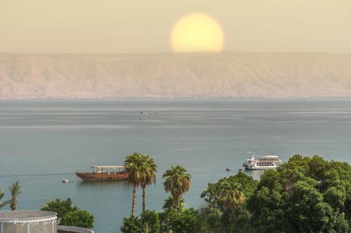 דירות מגדלי המלכים in Lower Tiberias