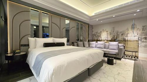 H Motel  near Weiweijia