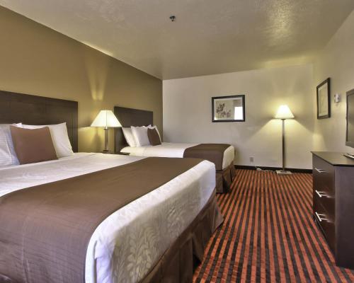  Best Western Salinas Valley Inn & Suites