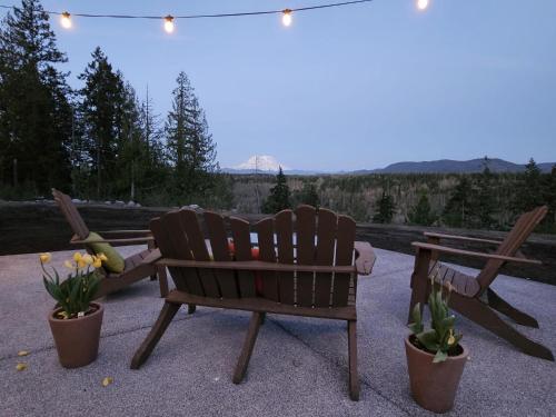 Stunning Mt Rainier Views!tahoma Ridge Cottage